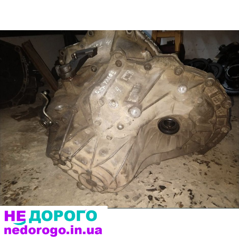 КПП Рено Трафік 2009, механічна, 2.0 л дизель.
