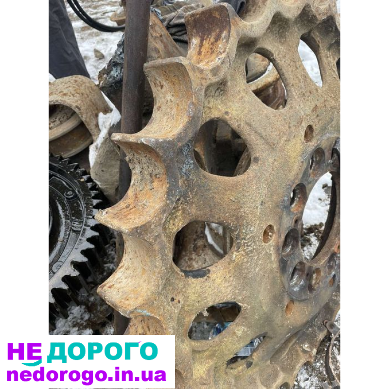 КПП т 130 Бульдозер: Трансмісія, Т-130, 2005, 11,9 л. двигун дизель.