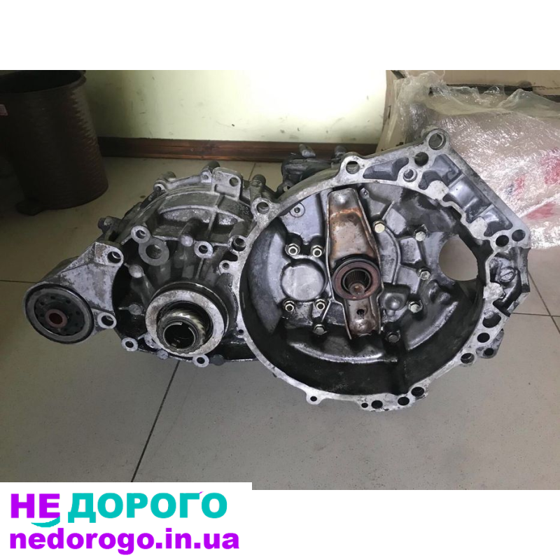 КПП Т4 Volkswagen T4 1,9-2,5, полувісь, рік випуску, об'єм двигуна паливо.