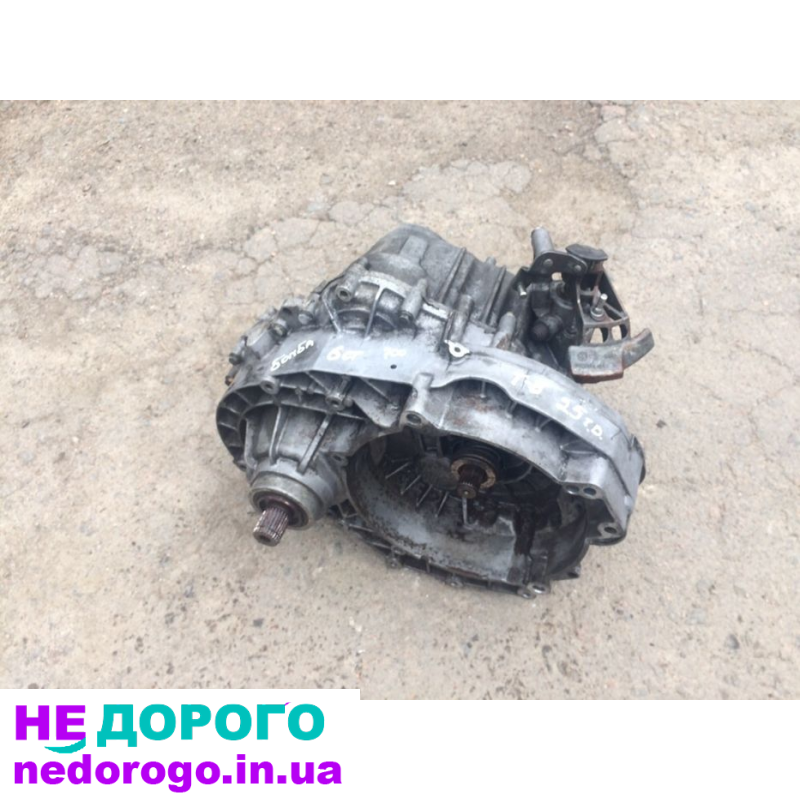 КПП T-5 2.5tdi 0A5301103D 1.9 - агрегат для Volkswagen Transporter, випущений у 2000 році, з об'ємом двигуна 2.5 л на дизельному паливі.