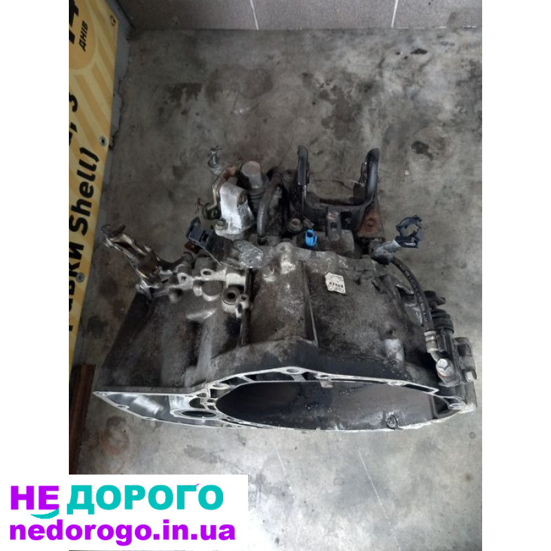 Кпп механічна коробка передач Nissan X-trail T30 2.2d 2003 2.2 л дизель.
