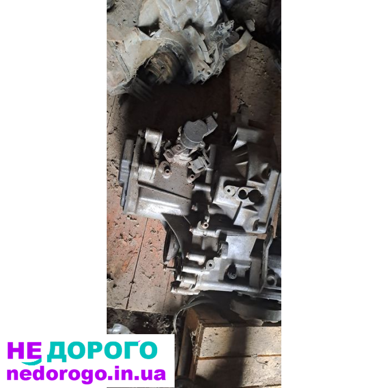 КПП Volkswagen Passat B3 Syncro 4×4, 1990, 2.0 літра бензин.