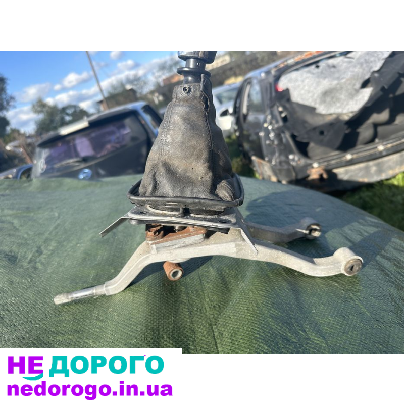 Куліса коробки МКПП ручка Lexus IS220 05-12, 2.2 л дизель.