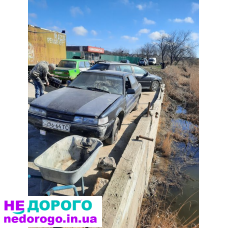 Мазда 626 ЖД 1.8, 2.0, 2.2 бензин МКПП, агрегат, рік, об'єм двигуна.