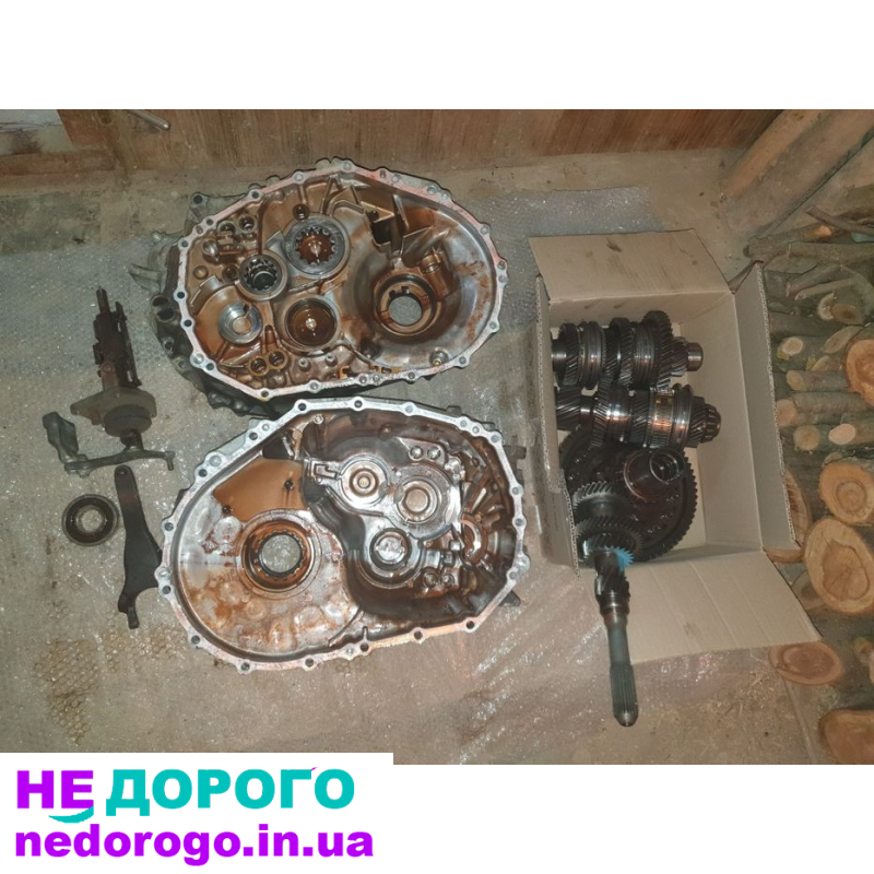 Механічна коробка передач Toyota Rav4 2007 (4x4)