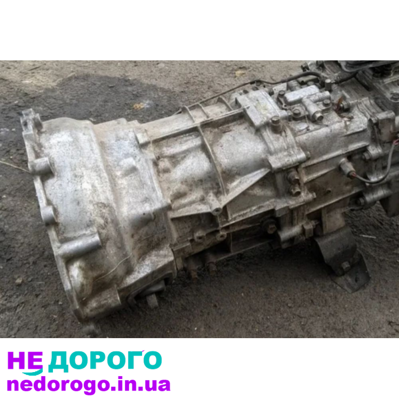Механічна коробка передач Mitsubishi Pajero Wagon 2 2.8 ТД 1998 2.8 л дизель.