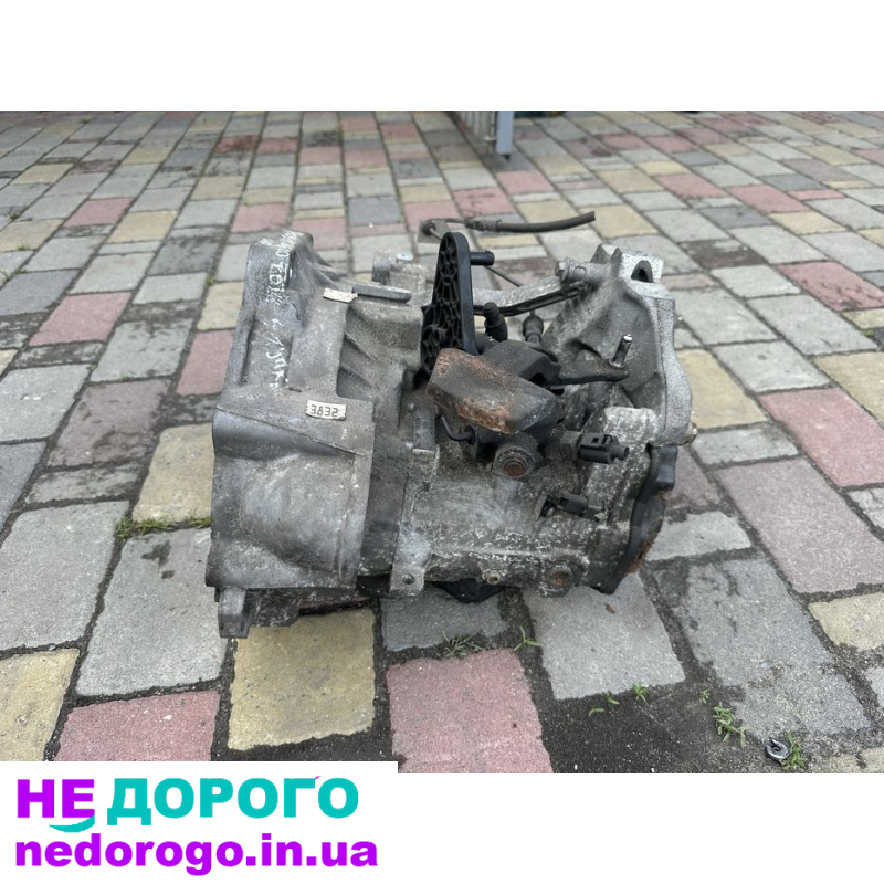 Механическая коробка передач МКПП 2.0TDI Volkswagen Passat B6 2008-