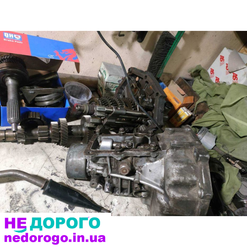 Механічна коробка передач на Toyota Hiace, 2.5 л дизель, 2015 р. в., модель J5S.