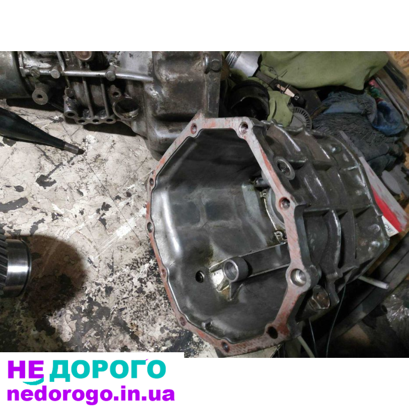 Механічна коробка передач на Toyota Hiace, 2.5 л дизель, 2015 р. в., модель J5S.