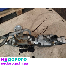 Механізм переключення КПП ZF 16S 151 для вантажівок, випущений у 2000 році, з об'ємом двигуна 11,9 літра, працює на дизельному паливі.