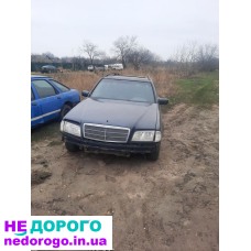 Голова блоку циліндрів Mercedes W202 C240 2.4 бензин МКПП. Колінчастий вал, поршні, клапани, шатуни, масляний насос, ремені, ланцюги, термостат, водяний насос, фільтри, свічки, ролики, трубки, датчики, розподільник, катушки, свічки запалюв.