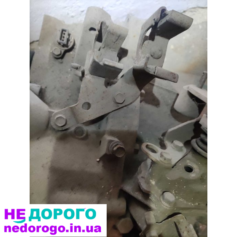 Mitsubishi Lancer 9, 2006, 1.6 бензин, мех КПП, 130 тис. км.