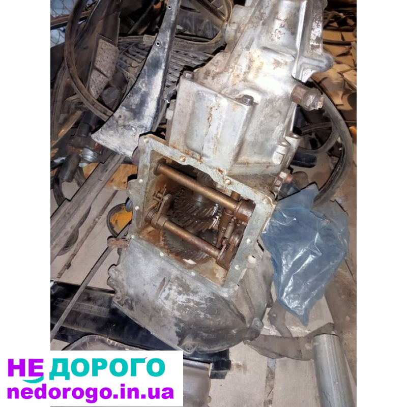 МКПП Hyundai H100, 5-ступенева, 2005 рік, 2.5 л дизель.