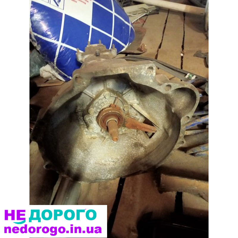 МКПП Hyundai H100, 5-ступенева, 2005 рік, 2.5 л дизель.