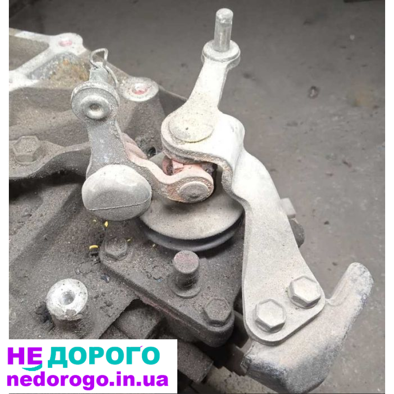 МКПП (коробка механика) Toyota Auris 2.2D 3030012B20. Разборка Toyota
