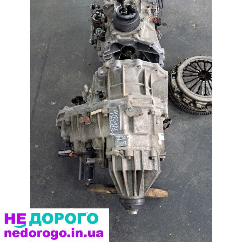 МКПП коробка роздатка Nissan Pathfinder Navara 2.5 dci, 2005 рік, дизель, 2.5 л.