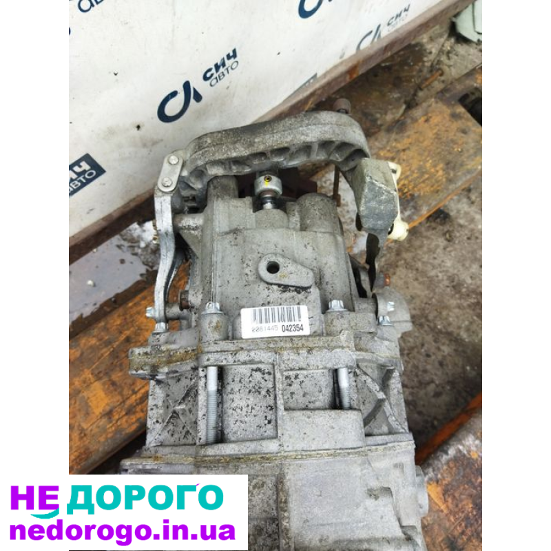 МКПП Crafter 2.5 спарка 711.660, 3 частини, рік випуску - 2013, об'єм двигуна - 2.5 л, паливо - дизель.