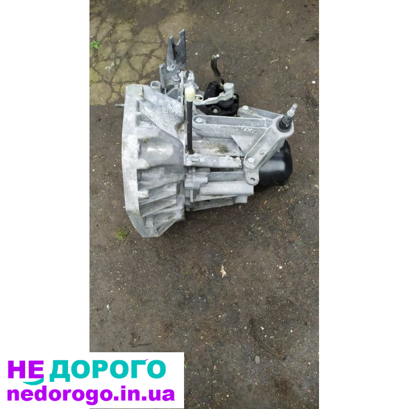 МКПП Рено Меган, 2015 рік, 1.6 л двигун бензин.