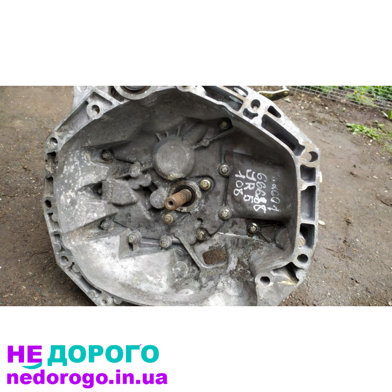 МКПП Рено Меган, 2015 рік, 1.6 л двигун бензин.