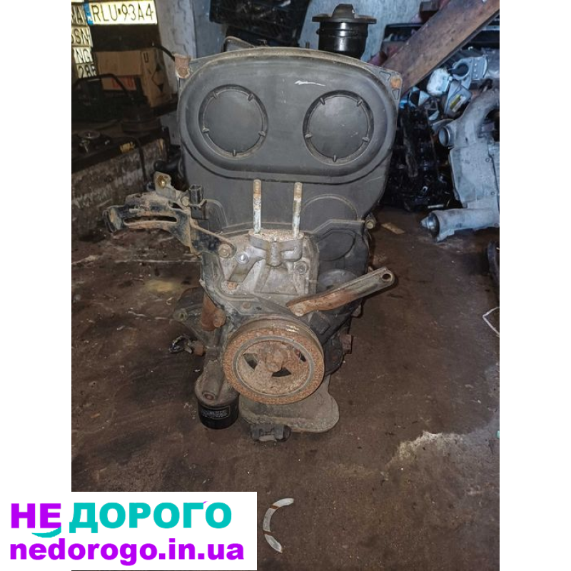 Двигун Mitsubishi 1.8 GDI, встановлений на автомобілях Space Star та Carisma, випущений у 2000-х роках. Об'єм двигуна - 1.8 літра, працює на бензині.