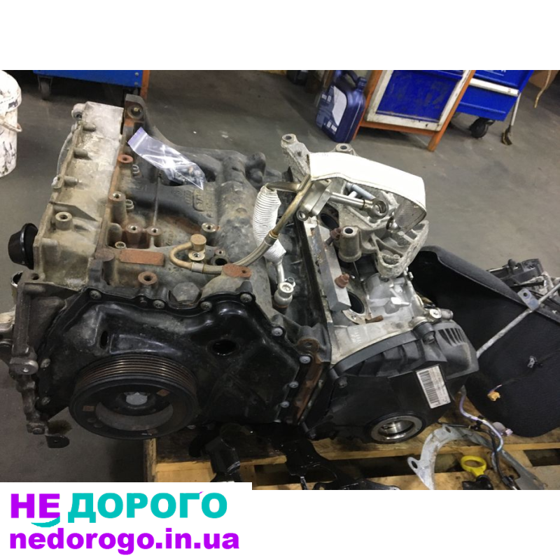 Голова двигуна Audi A4 B8 2012 2.0 TFSI, поршні Passat B6 2008 1.8 TSI, коленвал Tiguan 2015 2.0 TDI, поддон Passat B7 2014 2.0 TDI, блок двигуна Audi Q5 2016 3.0 TFSI.