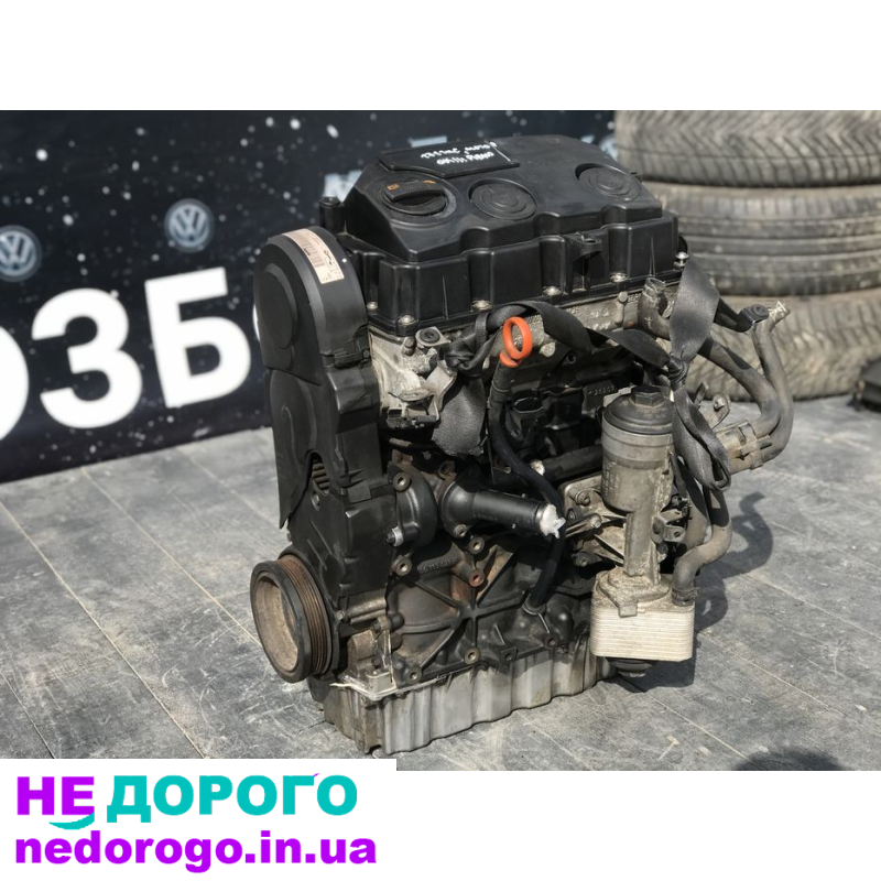 Мотор двигун 1.9 BLS 77кВт Passat B6 Golf 5 Skoda A5 Touran Caddy 2005-2010 дизель.