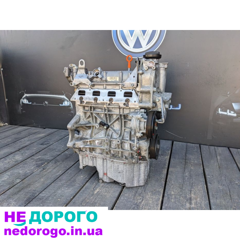 Мотор двигун 1.6 FSI BLF для Volkswagen Golf 5, Skoda A5, Touran, Jetta 5, Passat B6, випущений у 2004 році, об'єм - 1.6 л, паливо - бензин.