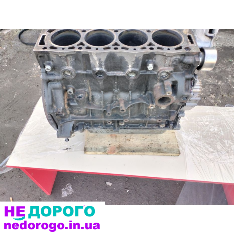 Колектор впускний Citroen Berlingo 1.9 DW8 1996 1.9 дизель. Форсунки Citroen Berlingo 1.9 DW8 1996 1.9 дизель. Поршні Citroen Berlingo 1.9 DW8 1996 1.9 дизель.