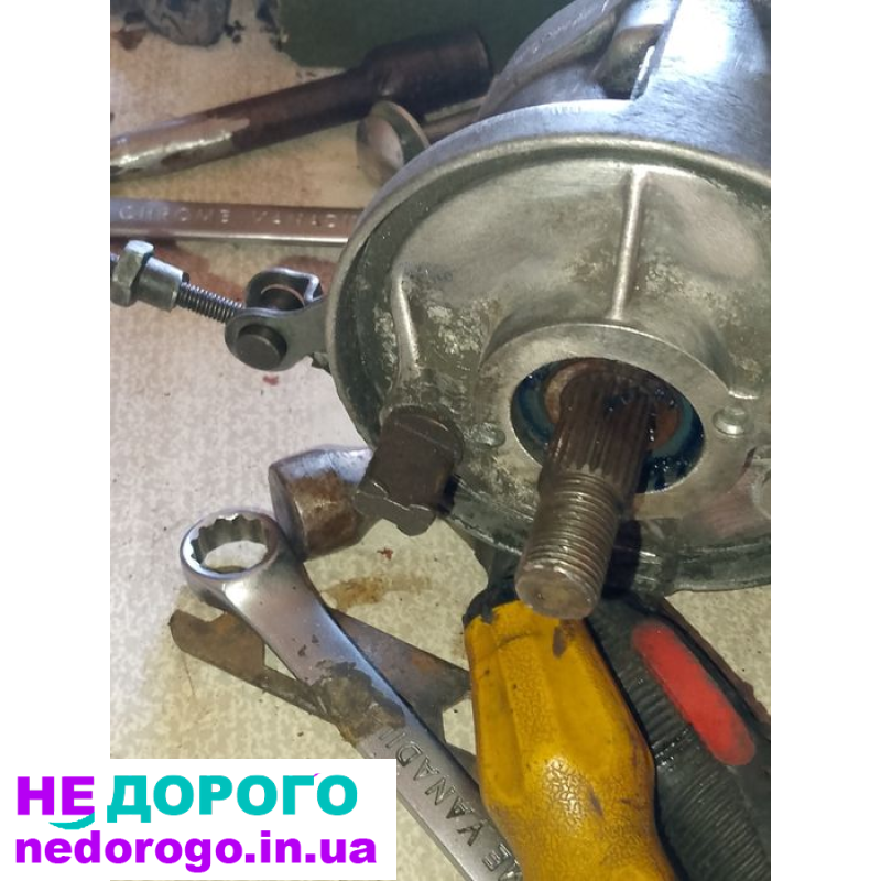 Двигун Honda Dio 27, чотиритактний, 24 куб.см, бензин, випущений в Україні.