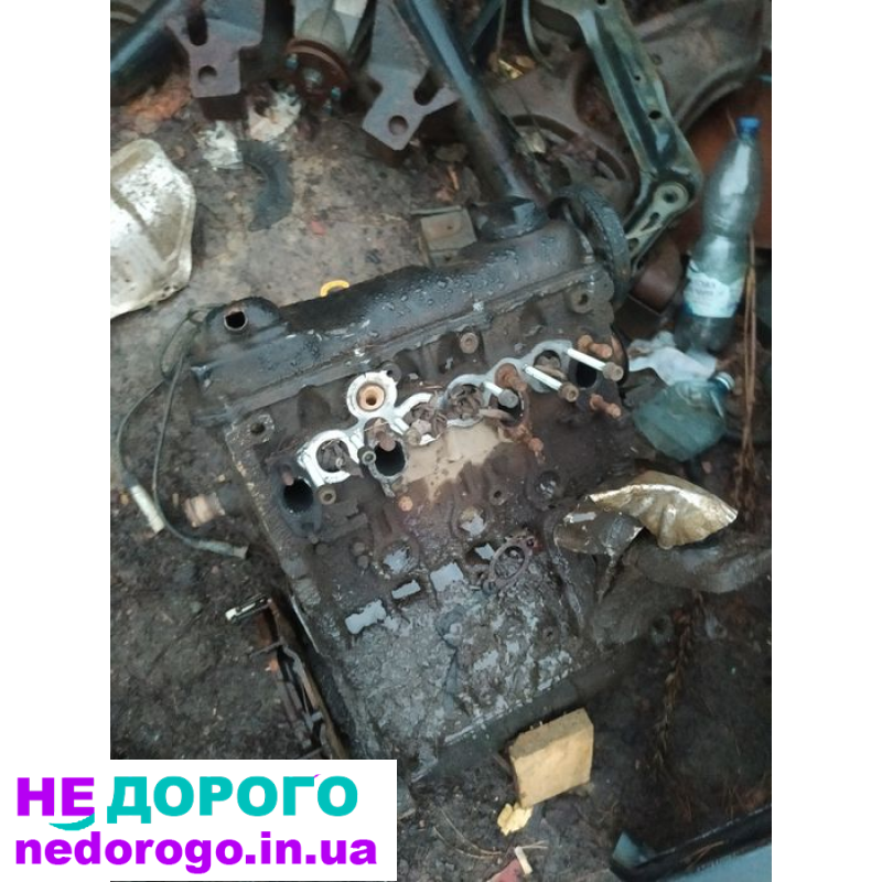 Двигун Volkswagen Vento 1.8 бензин 1996 рік 1.8 л у розборі.