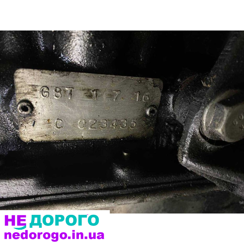Двигун Renault 2.2 tdi G8T 716, 760, випущений для Espace Laguna Safran. Об'єм - 2.2 л, паливо - дизель.