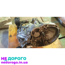 Двигун Nissan Bluebird 2.0 дизель, КПП 5, полуосі 1.8 бензин, випущений в Україні.