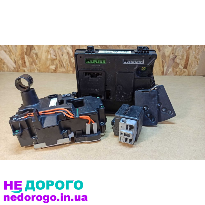 Інвертор (блок PEB) комплектний Renault Zoe 40 (2017-2019 роки)