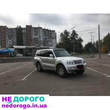 Фара передня права, Паджеро Вагон 3, 2000, 3.5 л бензин. Тяга рульова, 2003, 3.2 л дизель. Фільтр повітряний, 2005, 3.8 л бензин.