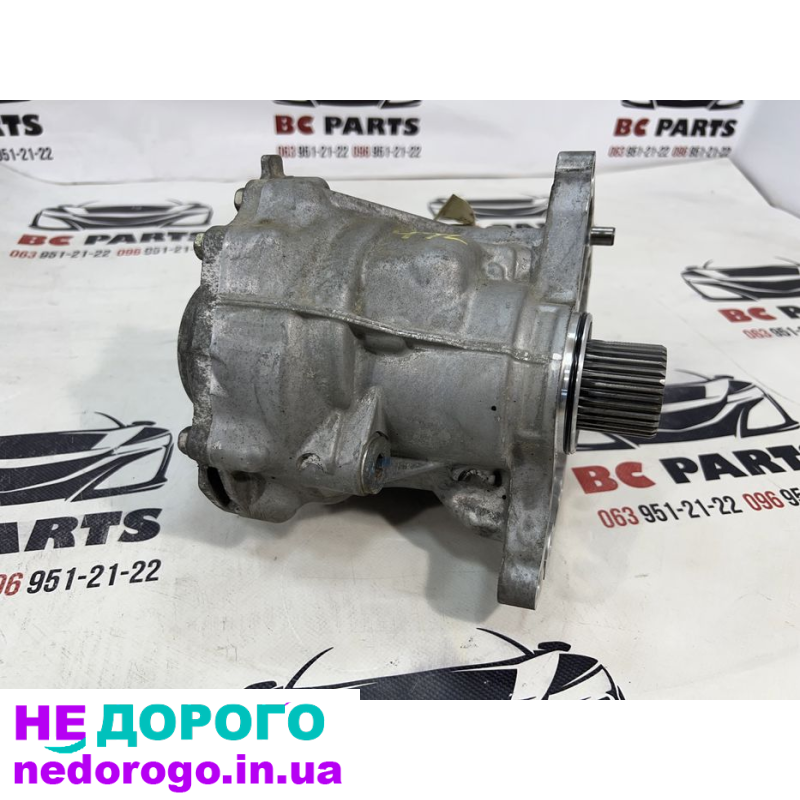 Передній редуктор раздаточна коробка Nissan Rogue T32 2013-2020, 2.5 л, бензин.