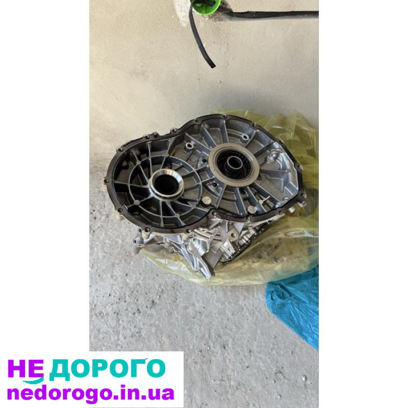 Передній електродвигун Audi e-tron Sportback 2021, 95 кВт, електричний двигун.