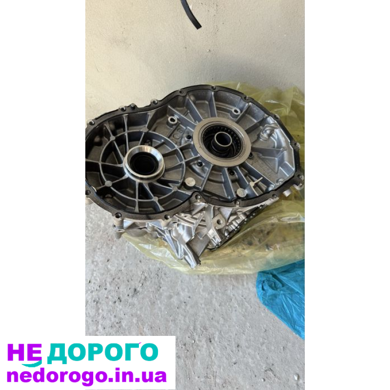 Передній електродвигун Audi e-tron Sportback 2021, 95 кВт, електричний двигун.