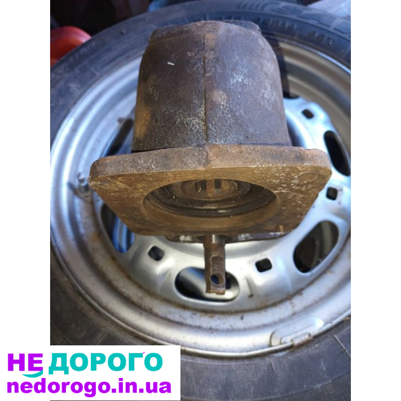 Привод нш КОМ на коробку передач ГАЗ-53.52: агрегат, модель, рік, об'єм двигуна, паливо - українською за правилами мерчант гугл.