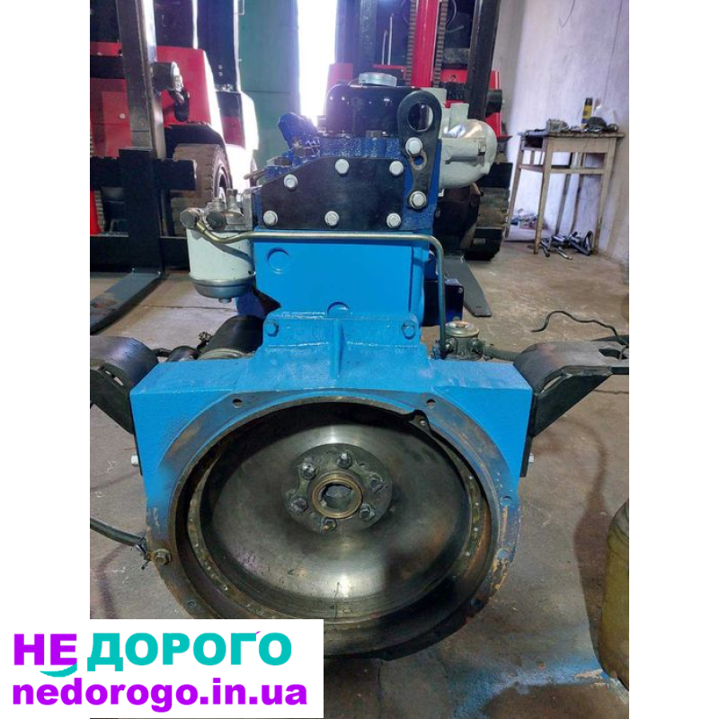 Двигун Перкінс D3900 для погрузчика Балканкар. Модель D3900, рік випуску невідомий, об'єм двигуна 3,9 літра, паливо - дизель.