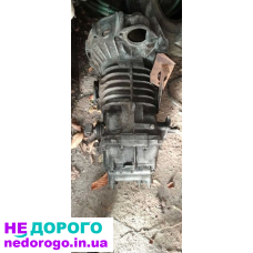 4-ступінчата коробка передач для Т2, відповідає стандартам, відмінний стан, підходить для двигуна об'ємом 2.0 л на бензині.