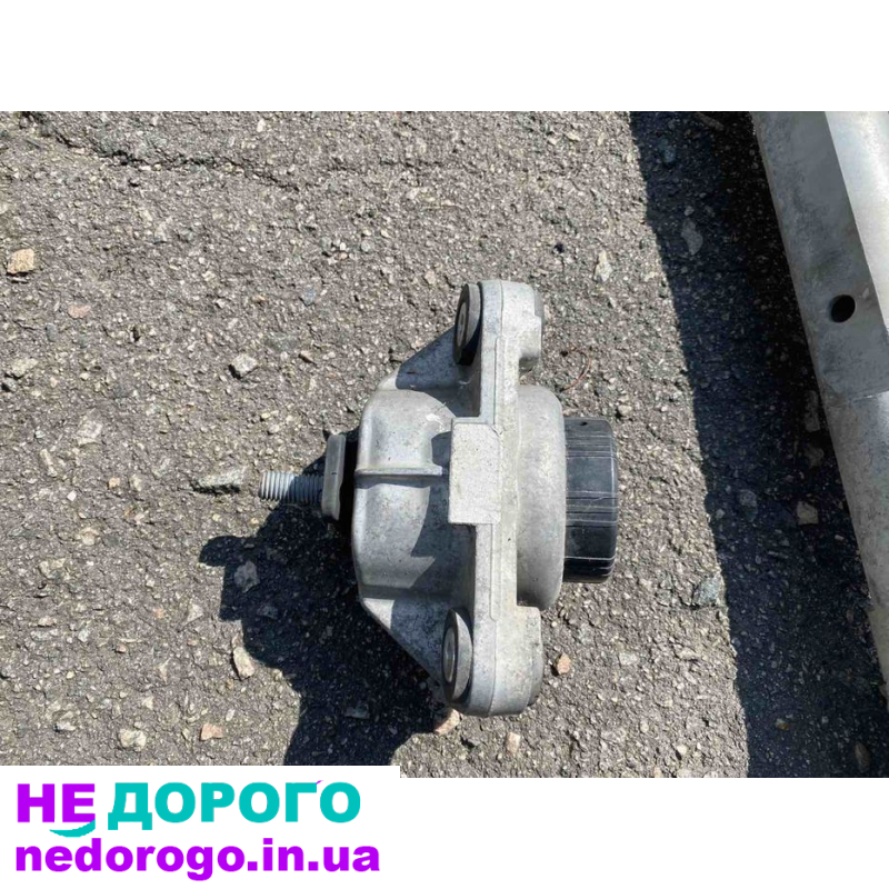 Продам АКПП для Range Rover L405левую цапфу с подшипником,  рычаг