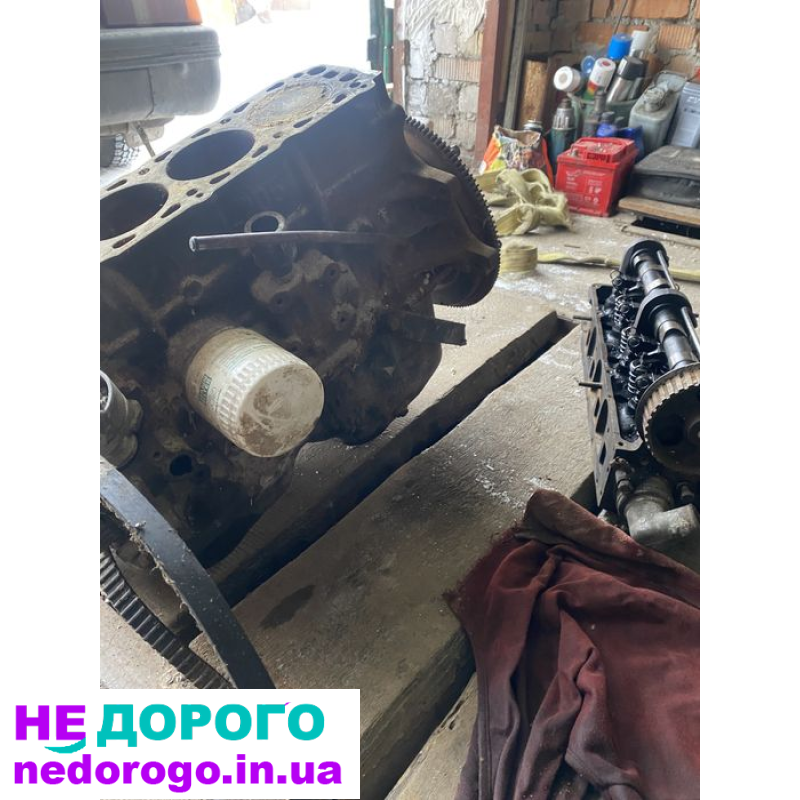 Блок двигуна Ford Sierra 2.0 л 1989 рік бензин