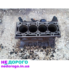 Блок К4М, заводський, розмір укр., агрегат, рік, об'єм двигуна, паливо.