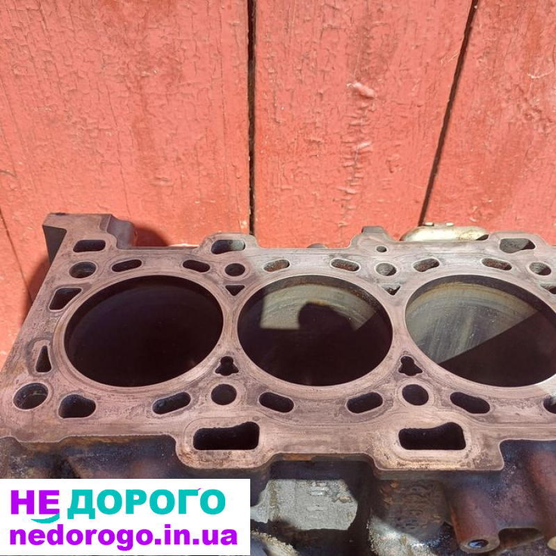 Блок циліндрів Рено Трафік 2,0 M9R 2015 2,0 л дизель.