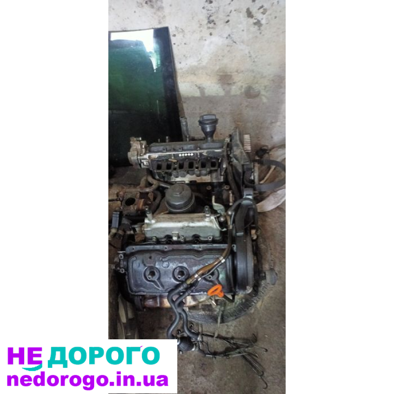 Двигун Audi A4B5 1.8T 2001 1.8 л бензин.