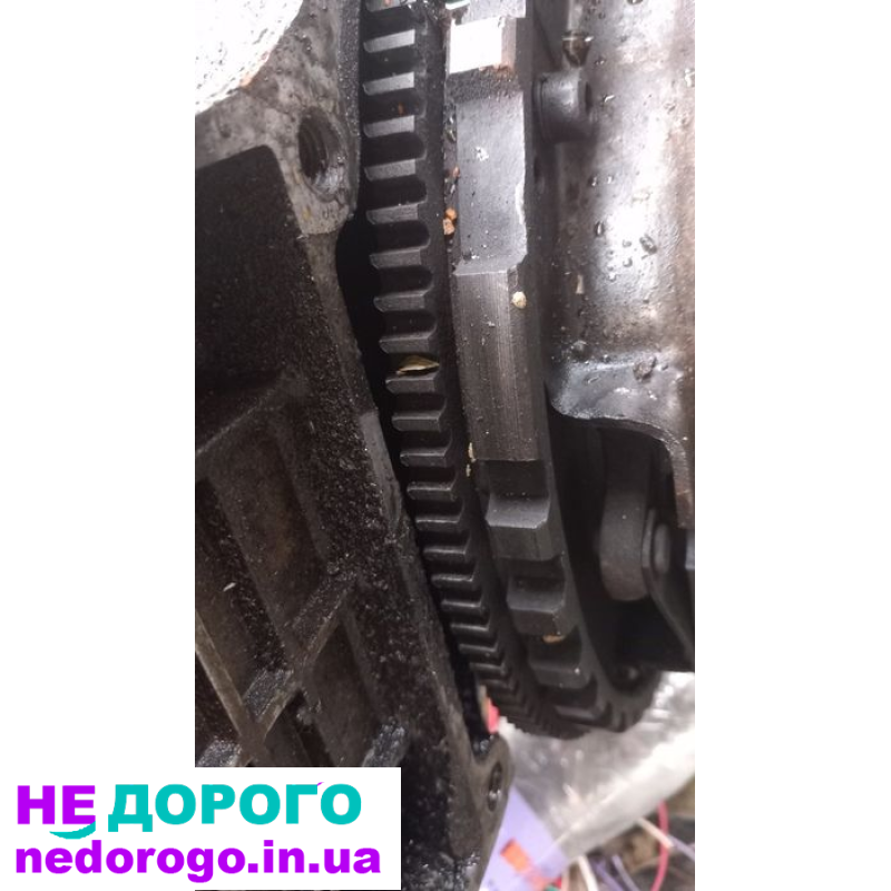 Двигун Reno 25,2.2 бензин, у відмінному стані, готовий до встановлення.