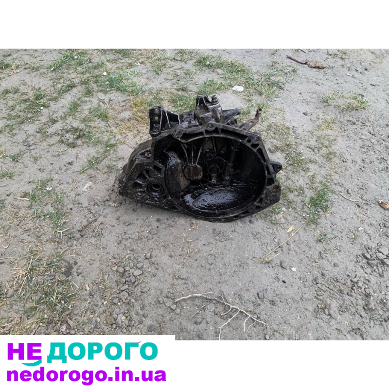 Продам коробку f13 опель