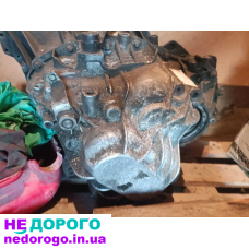 Коробка на ВТР Виваро 2.5 2005, 2.5 л дизель.