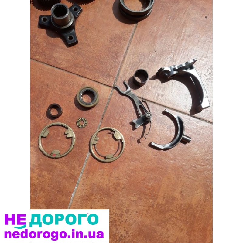 Коробка передач 5 ступка для Mercedes 190 дизель, 1995 р.в., 2.0 л, паливо - дизель.