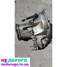 Коробка передач Ford 87TT-7F096-AB для автомобіля Ford, випущена в 1987 році, об'єм двигуна - 2.0 літра, працює на бензині.